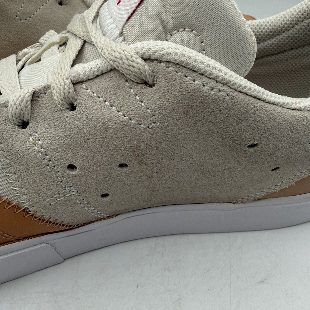 Nike Jordan Series ES Praline Shoes Mens Sz 10.5 Tan White Casual Sneakers - Picture 3 of 11